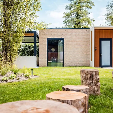 Vakantiehuis Beautiful Near Forest